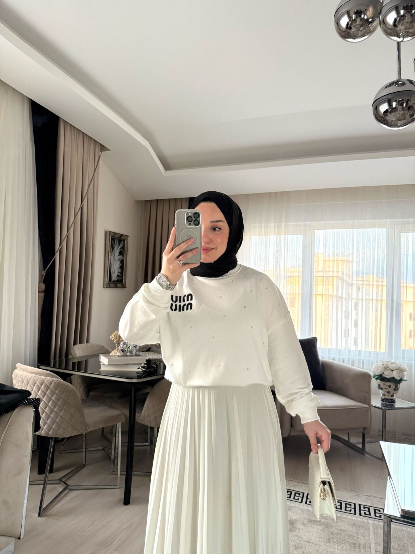 Miu Taşlı Sweat Beyaz
