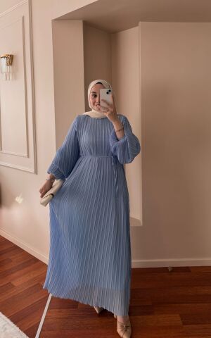 Piliseli Mavi Elbise