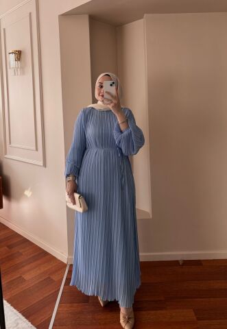 Piliseli Mavi Elbise