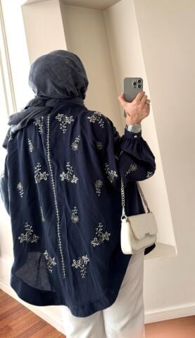 İşlemeli Lacivert Kimono