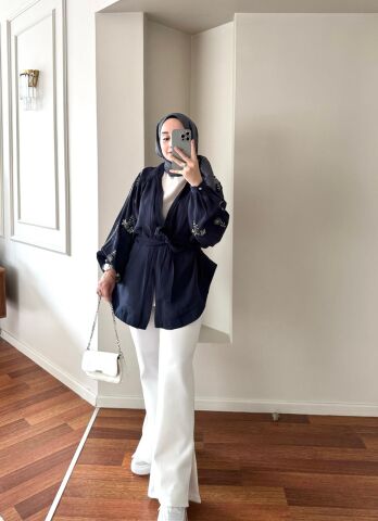 İşlemeli Lacivert Kimono