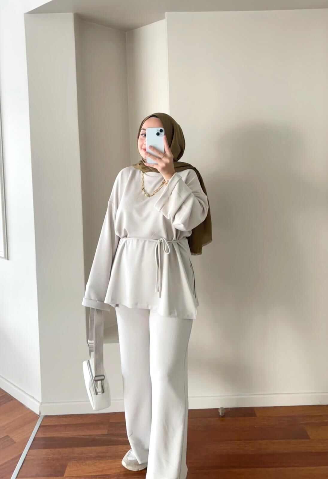 Ladin Oysh Taş Takım